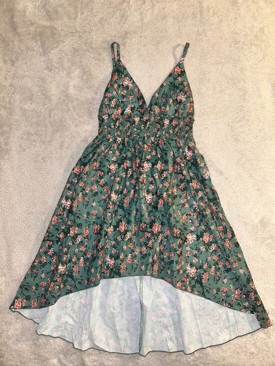 Amazon Dresses & Skirts - Amazon Green Floral Midi Dress with Pink Flowers